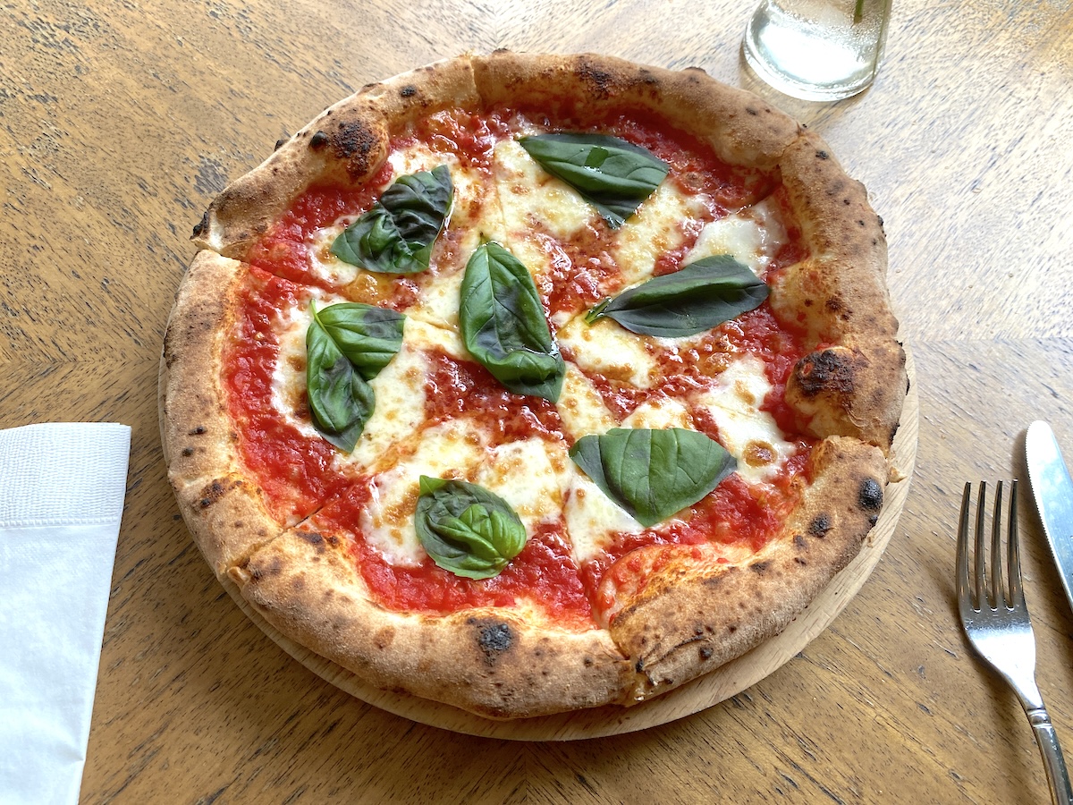 「表参道 バンブー」マルゲリータ1