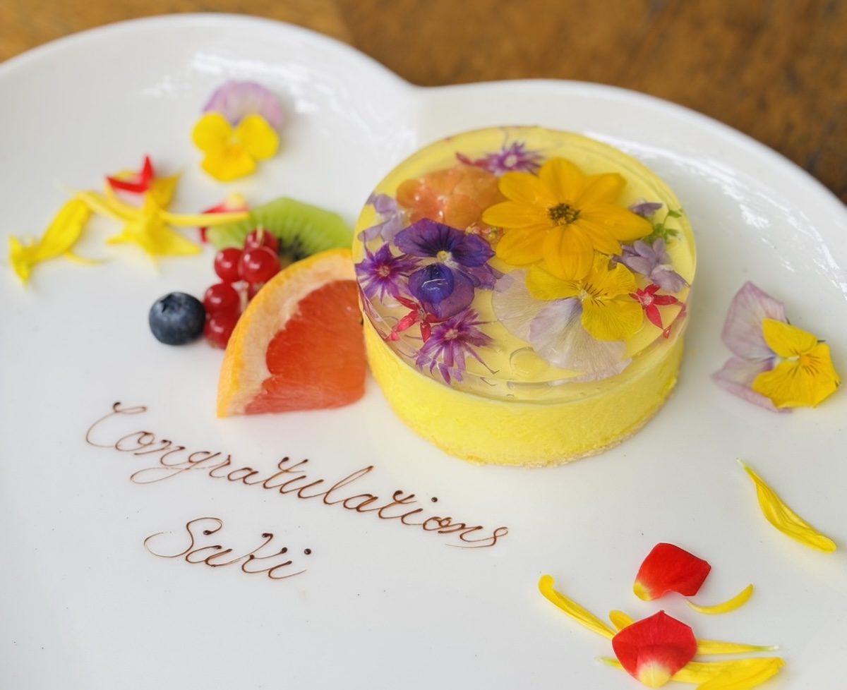 「表参道 バンブー」メッセージ付アニバーサリーケーキ