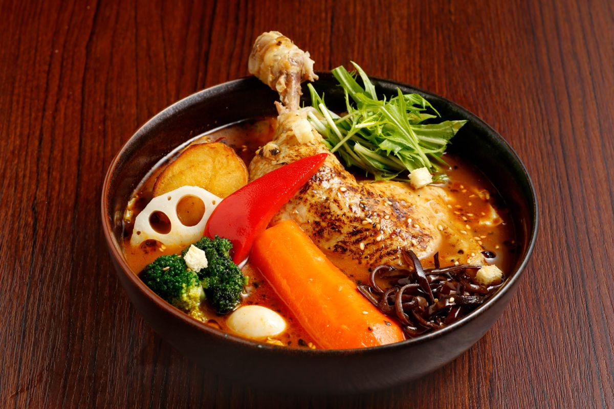 「GARAKU」×「Grand Mercure Sapporo Odori Park」チキンと野菜のカレー