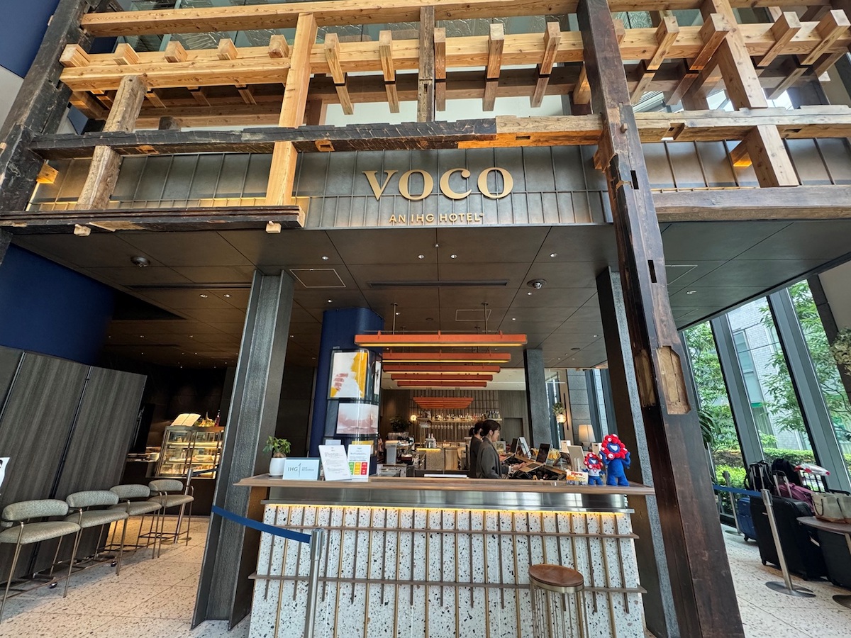 1階ホテルフロント