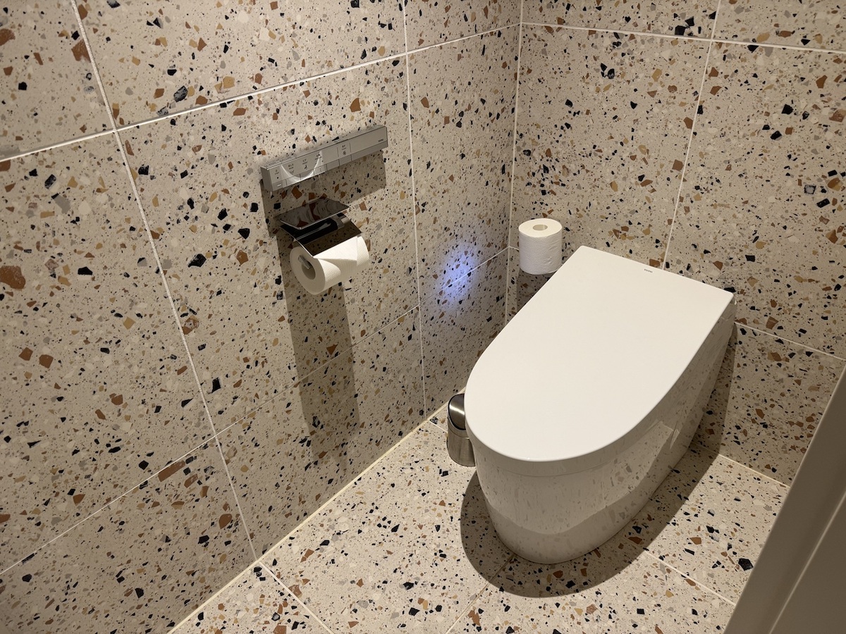 トイレと浴室は独立タイプ