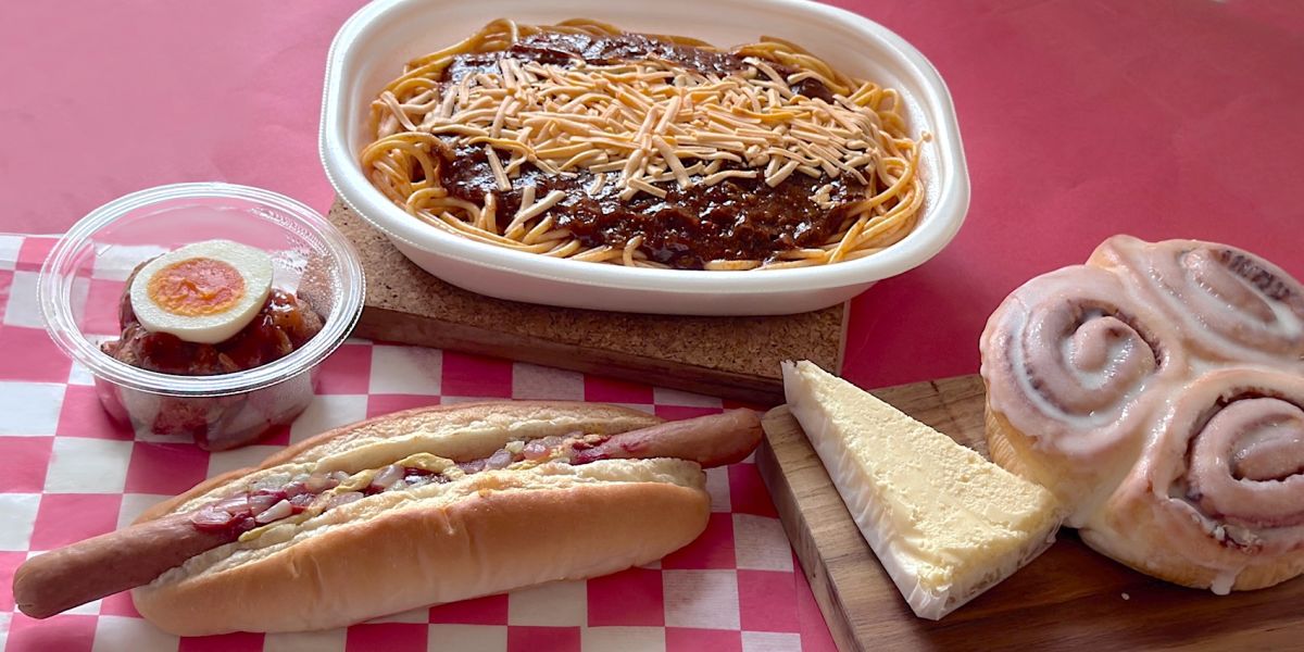 【セブン-イレブン新商品】ド迫力！「メジャー級グルメ」の「スタジアムドッグ」など5種を実食! 2025年「SPECIAL夏祭」MLB™ワールドシリーズ™観戦チケットが当たる特典も