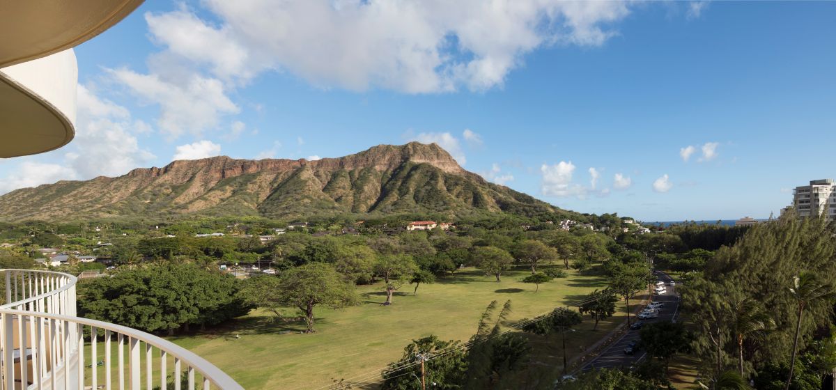 ワイキキの隠れ家ホテル、ダイヤモンドヘッドと美しい海に癒される「ロータス・ホノルル・アット・ダイヤモンドヘッド」