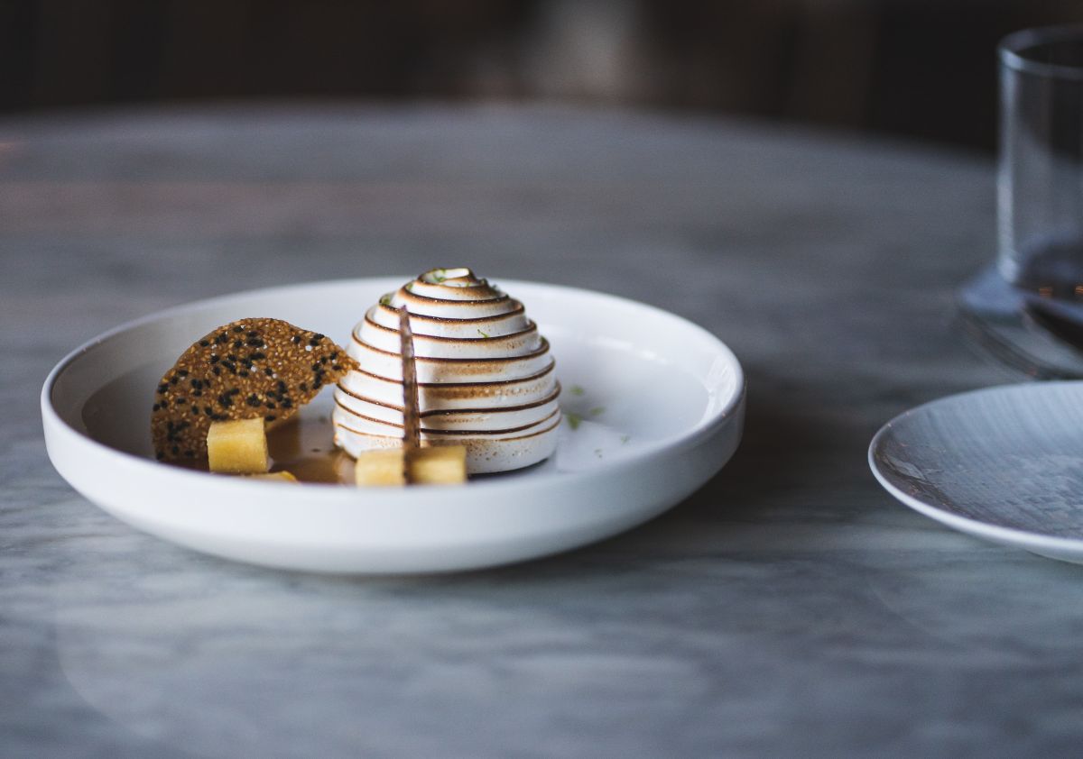 シグニチャーデザートのベイクド・ハワイ　$20 ／ロータス・ホノルル・アット・ダイヤモンドヘッド