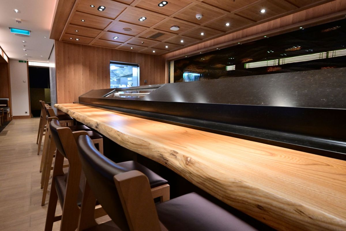 海彦（予約制・席料）：割烹