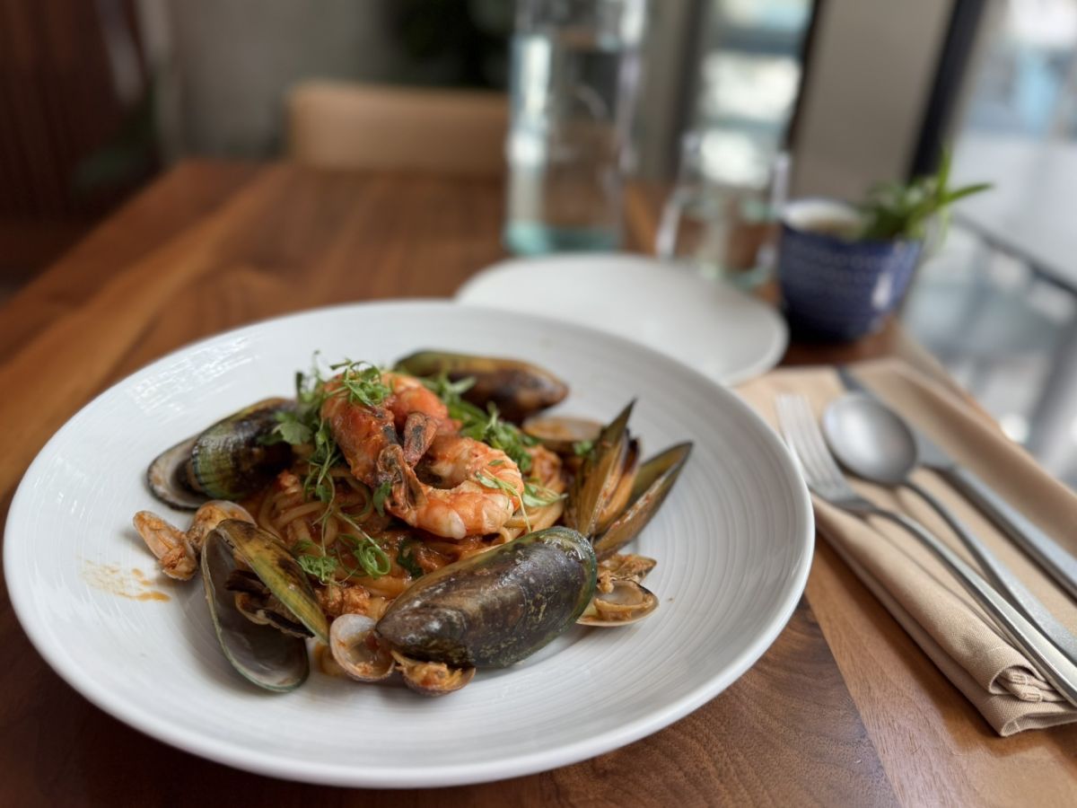 魚介のリングイネパスタ「リングイネ・フルッティ・ディ・マーレ」＄39