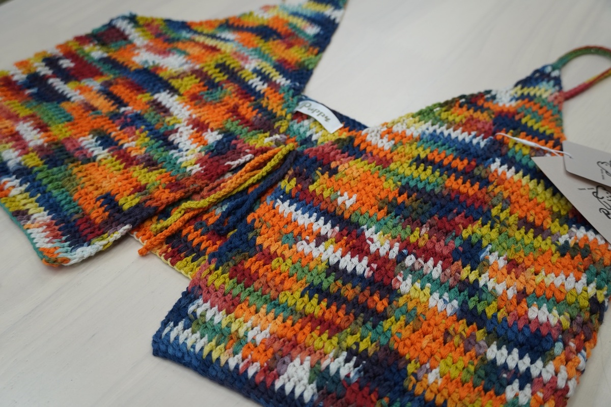 ビスチェ「パピーアゲート」3玉　計4455円（定価4950円）