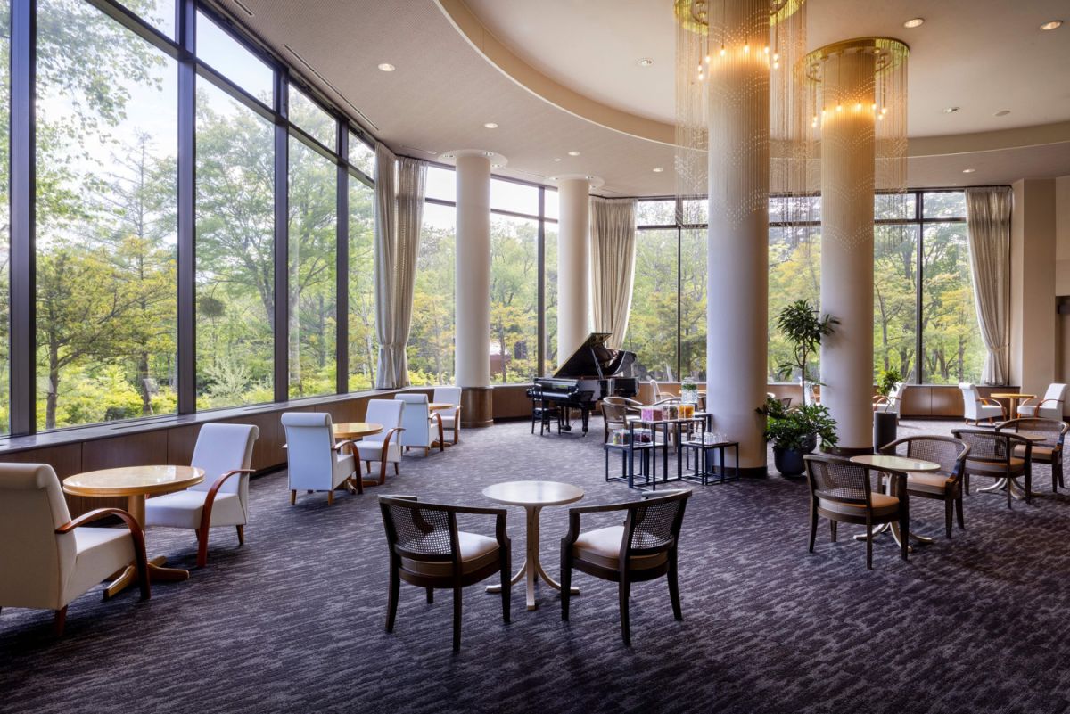 ラウンジの内観