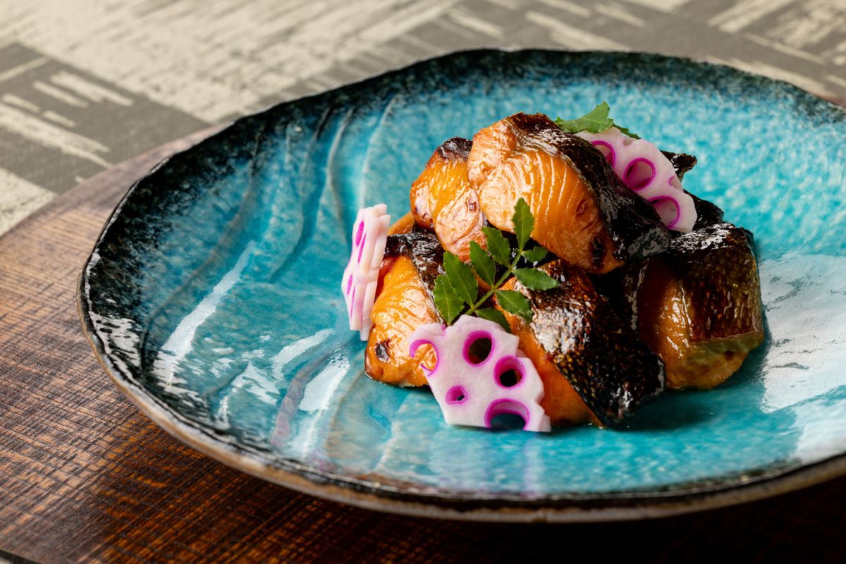 ヤシオマスの香味焼き