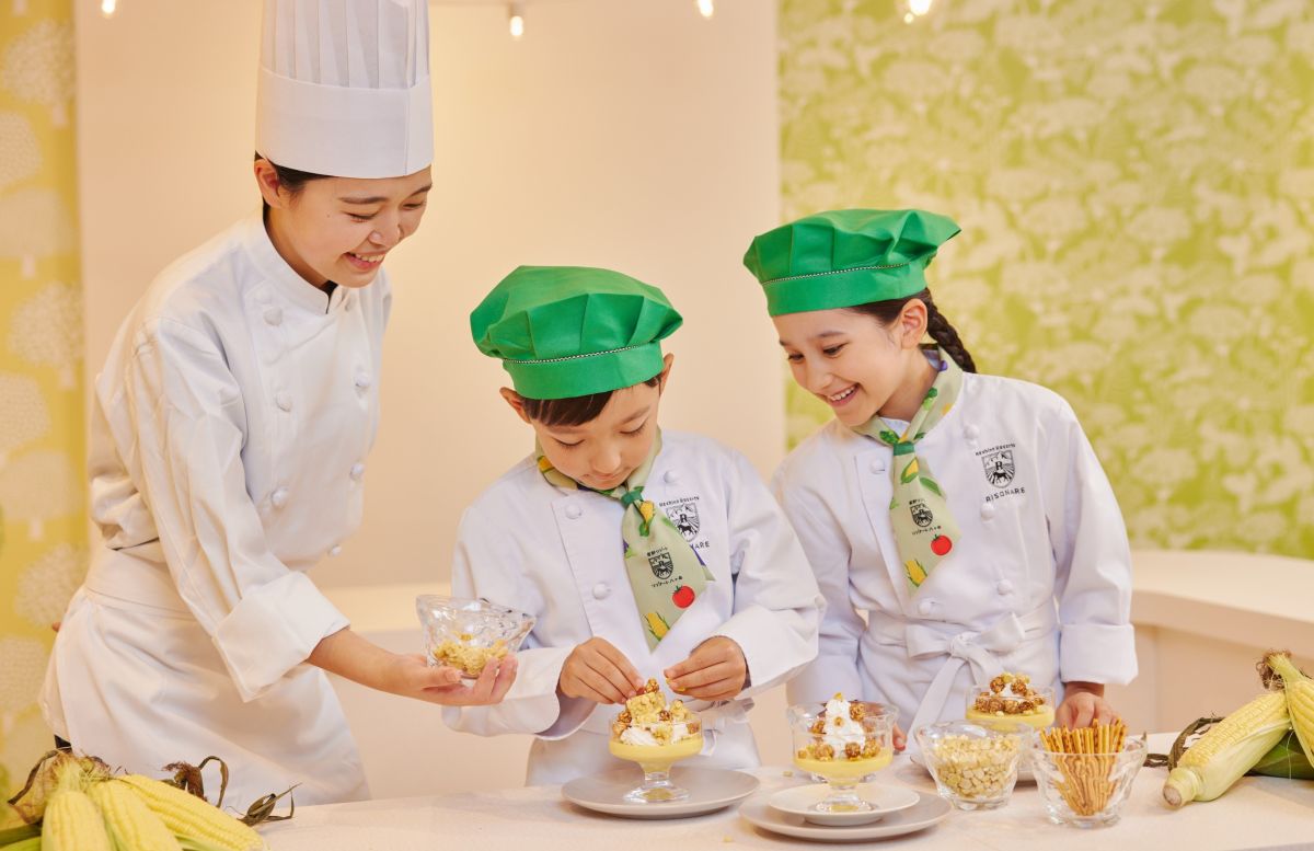 「とうもろこしのプリン」を作る様子