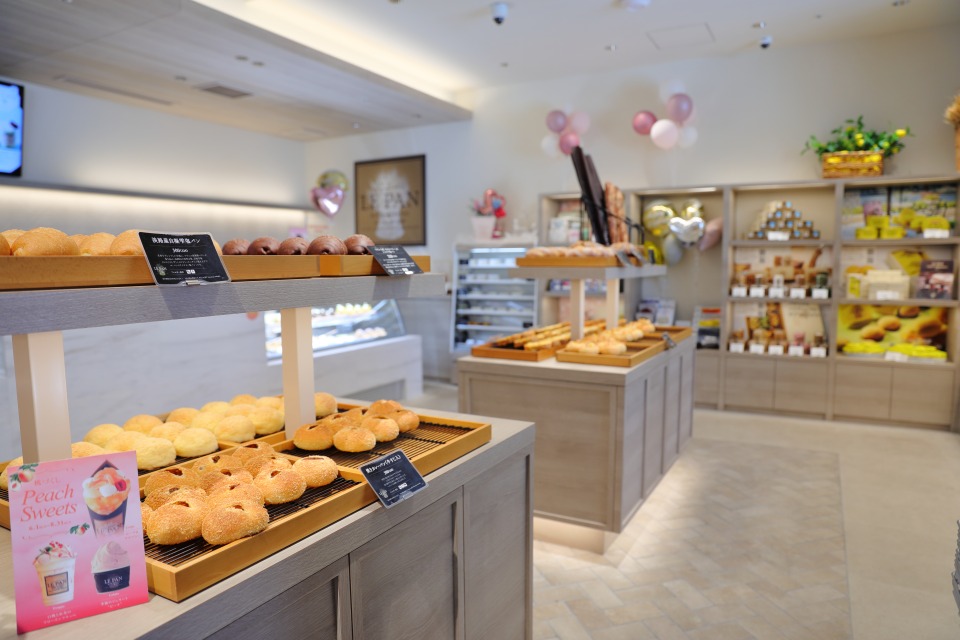 ラスイートルパンビル