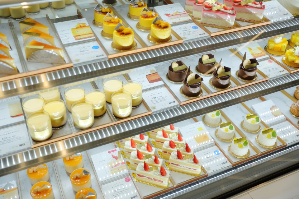 ラスイートルパンビル