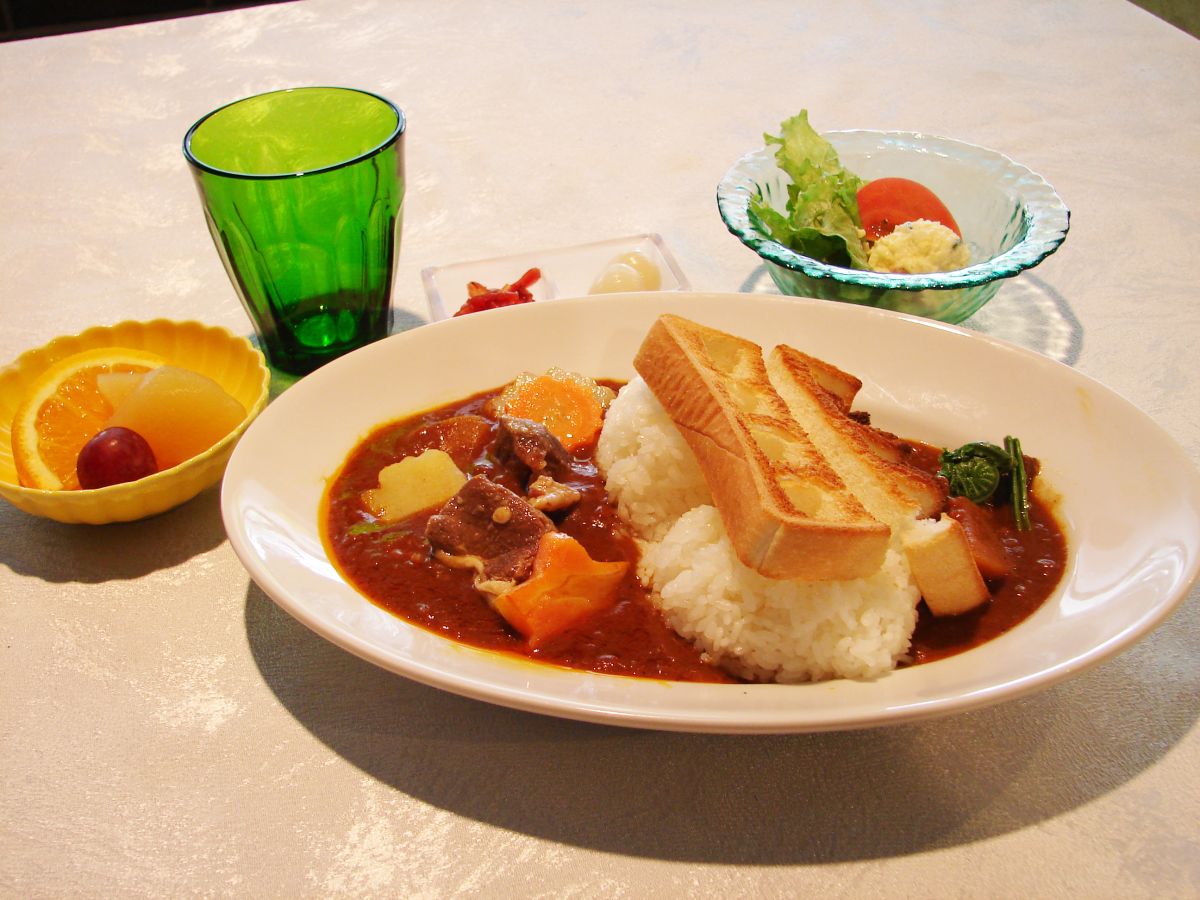 翠紅苑 レストラン はいから亭