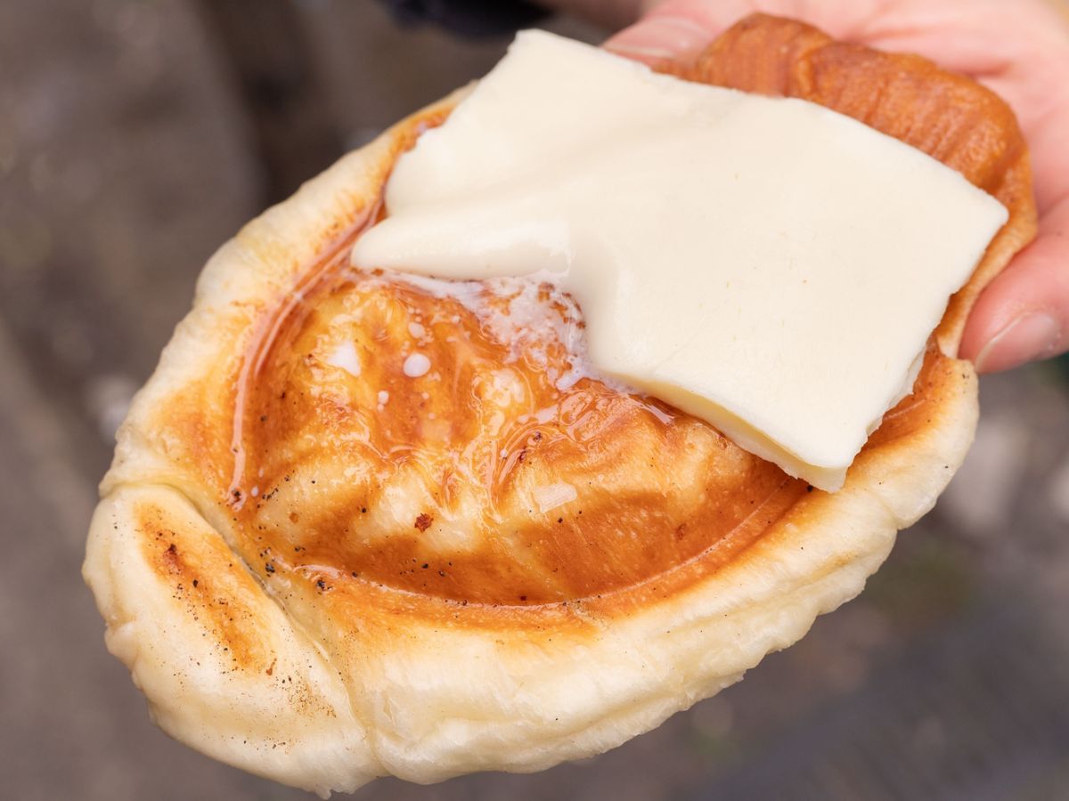 「塩パンたい焼き オリジナル（こしあん発酵バター）」  550円