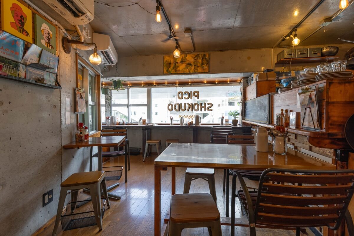 カウンター席はおひとりさまにも嬉しい