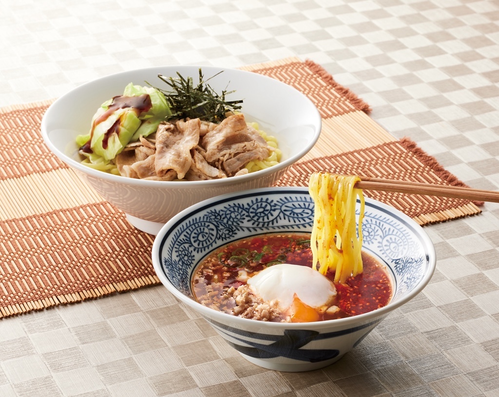 「とろける半熟卵の旨辛肉つけ麺」1045円