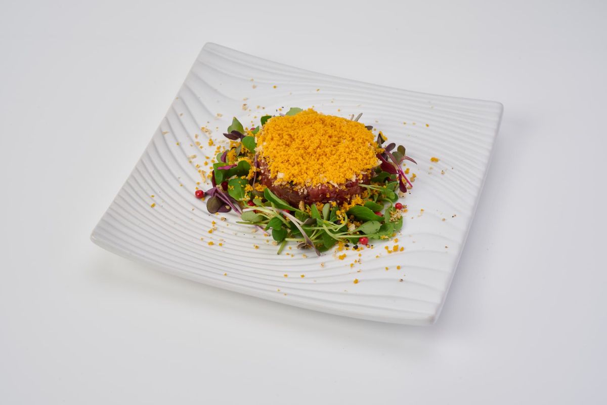 肉割烹 KINTAN「黄金のキャンパスユッケ」1980円​