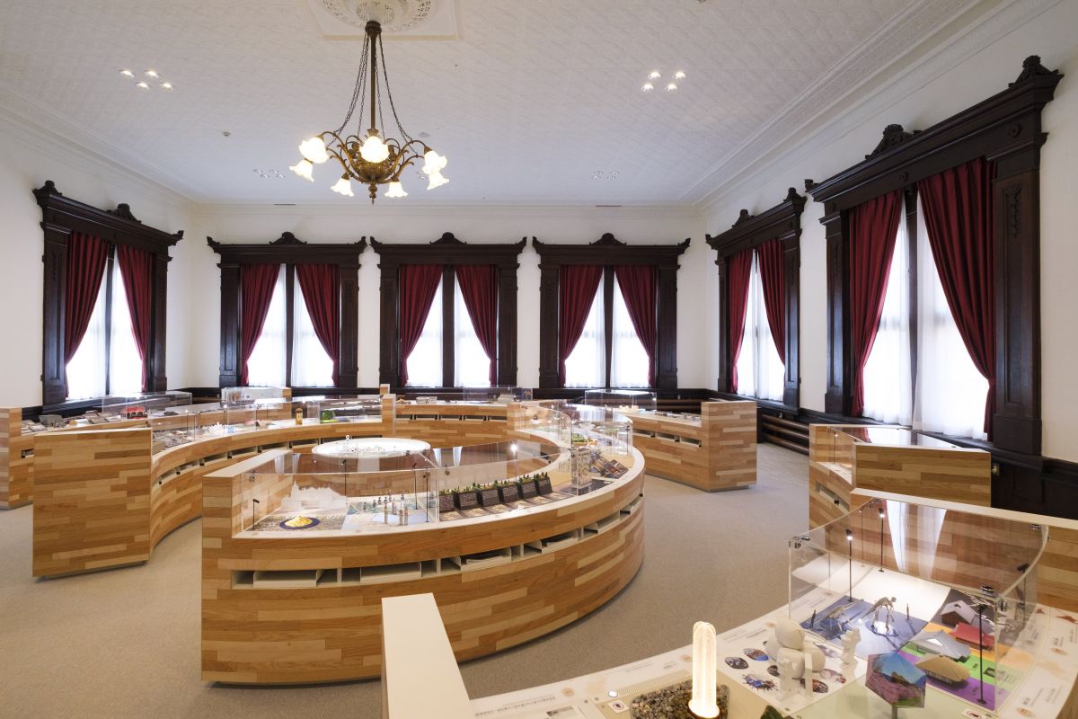 北海道の遺産や国宝をミニチュアで視覚的に学べるコーナーも