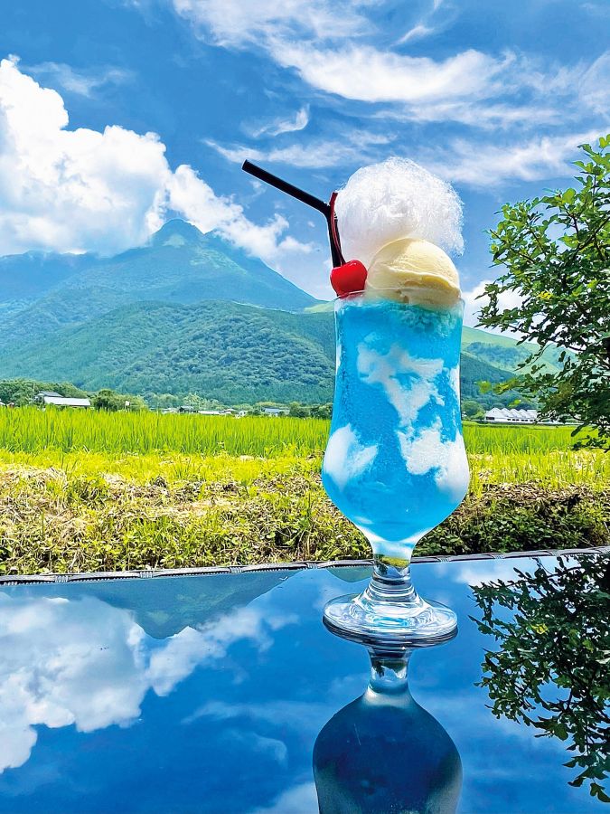 由布岳一望のカフェ千家