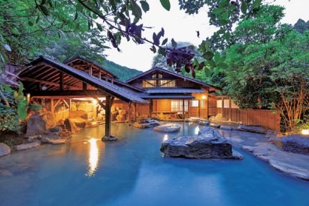 【熊本・黒川温泉】名物露天風呂のある宿10選