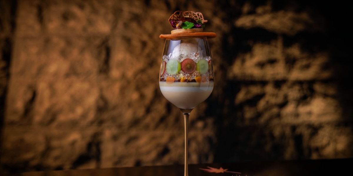 「星のや軽井沢」で味わう最高にぜいたくな1日1組限定の「信州吟醸パフェ」って？