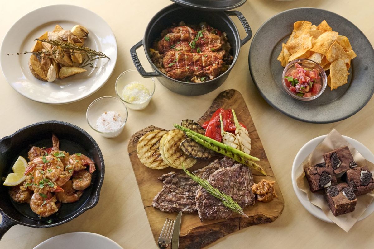 「アメリカンBBQ」／©︎THE FARM スロウマウンテン成田