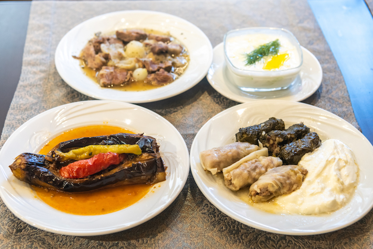 「Karnıyarık」400TL、「Yaprak Sarma とLahana Sarmaのミックス」400TLなど