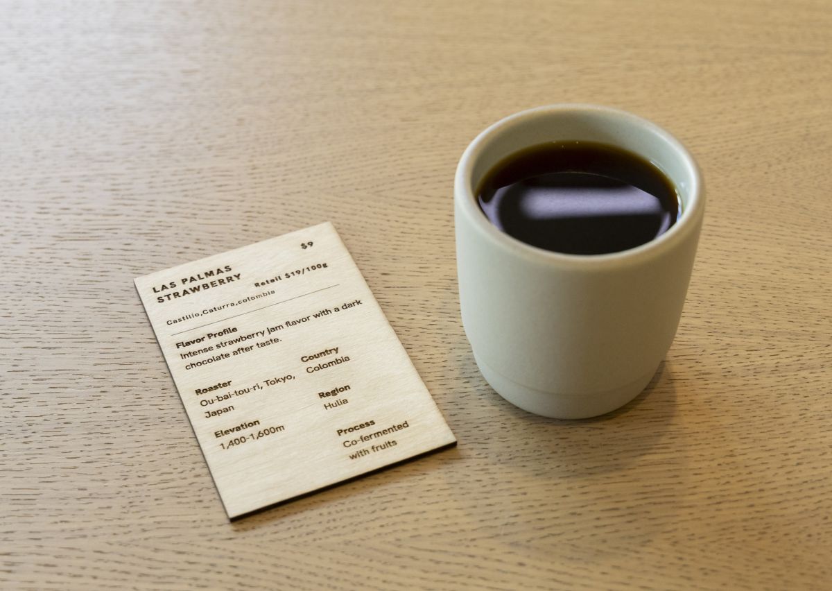 プアオーバーのコーヒーは$9〜。写真は「ラス・パルマス・ストロベリー」$9