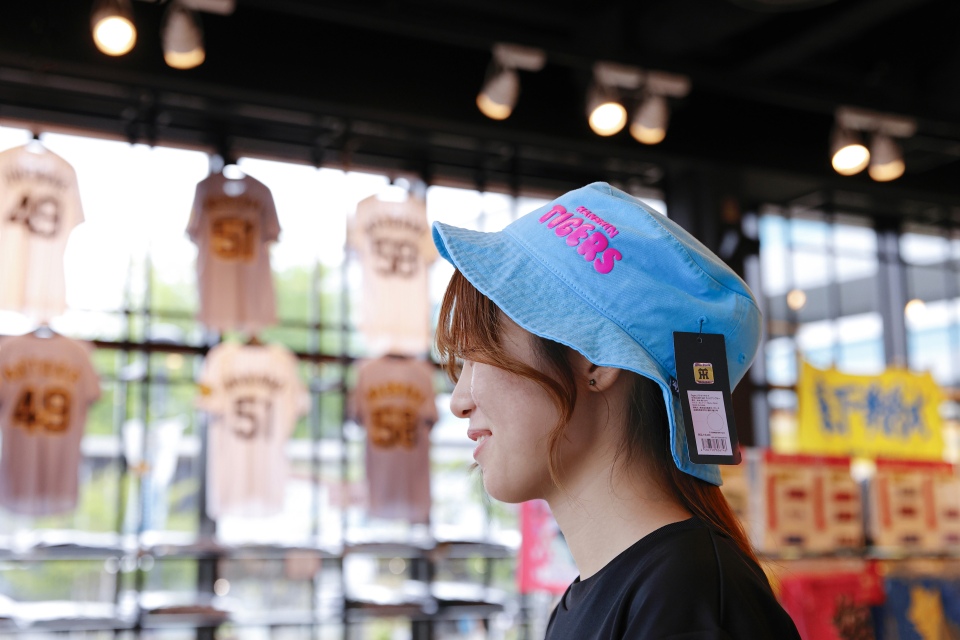 阪神タイガースグッズショップ