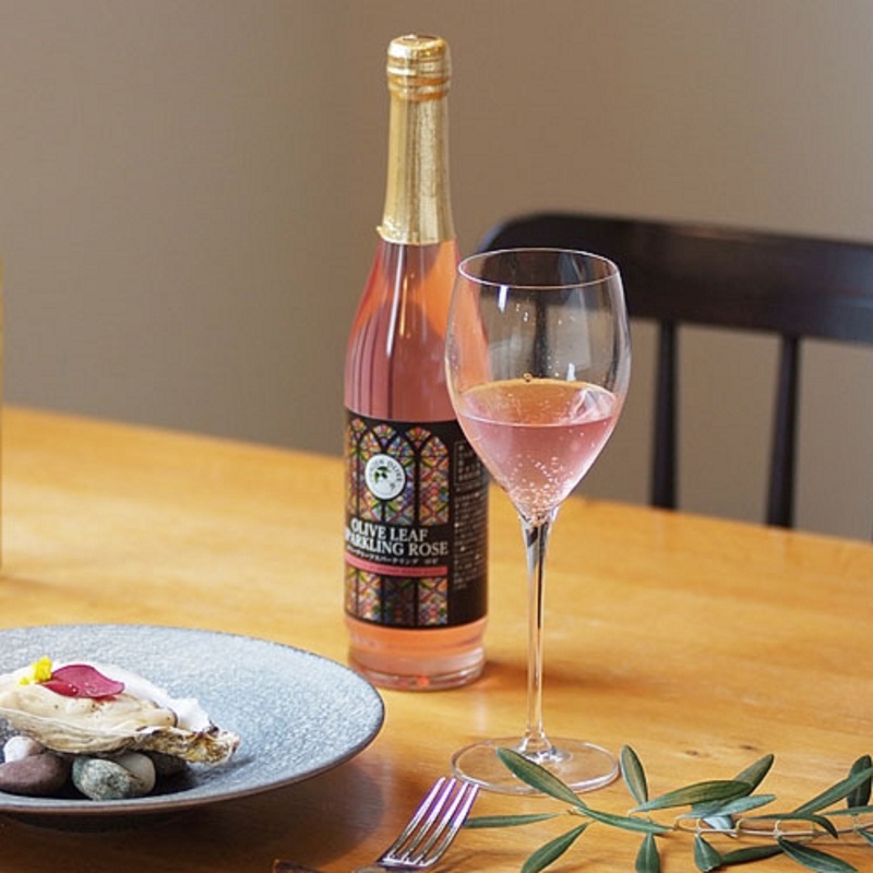 「オリーブリーフスパークリングロゼ」1620円～