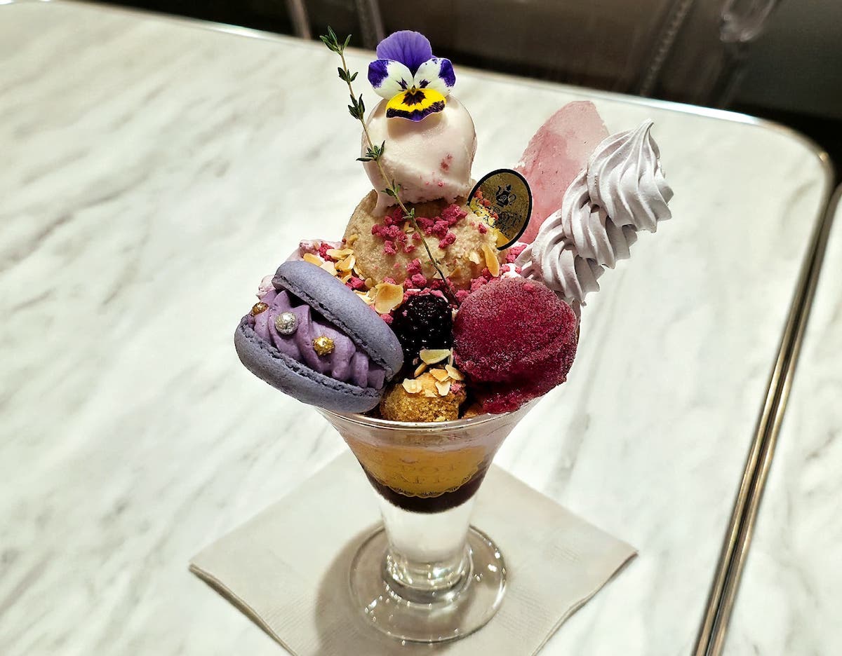 「憧れの舞踏会パルフェ」2420円