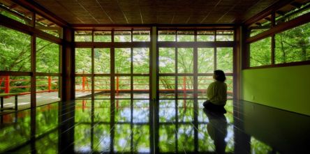京都の絶景を静かに満喫！ 「今熊野観音寺 茶所 閑坐が」2025年4月に誕生
