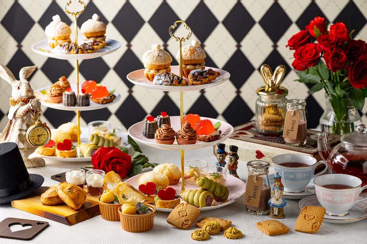 ヒルトン東京 「プティ・ブーランジェリー『アリスとハートの女王様のお茶会』」