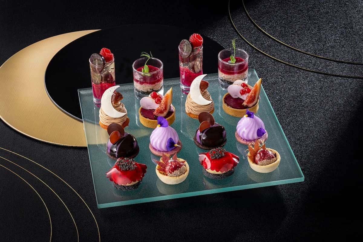 コンラッド東京「ハロウィンアフタヌーンティー “グレイスフル・ムーン”」