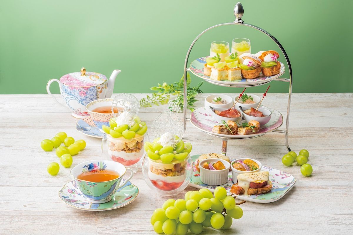 ザ ロイヤルパークホテル アイコニック 東京汐留 「AFTERNOON TEA with“SIROCCO”「シャインマスカット」」1