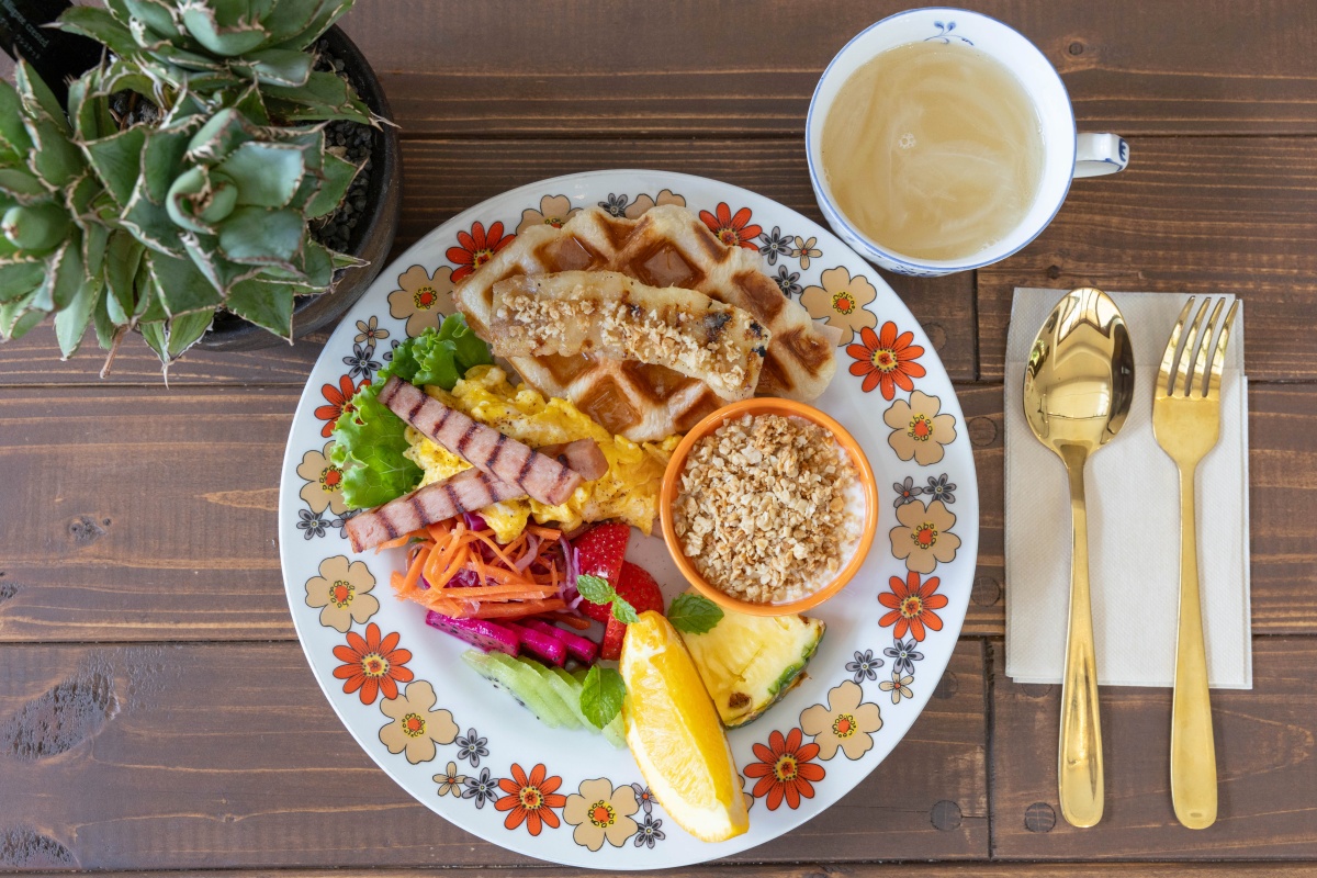 「SUNSHINE PLATE」1550円。ドリンクをオーダーする場合は1350円に。