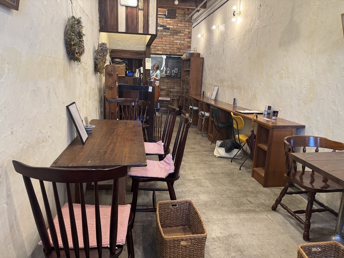 「元町imari」内観 1