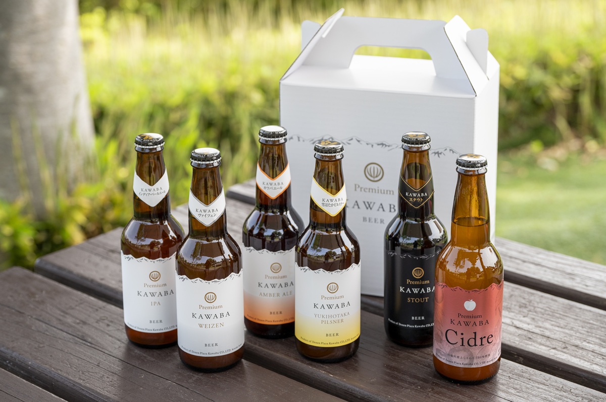 川場プレミアムビール（1本330ml） 左からIPA円600円、ヴァイツエン430円、アンバー430円、雪ほたかピルスナー450円、スタウト490円　シードル570円