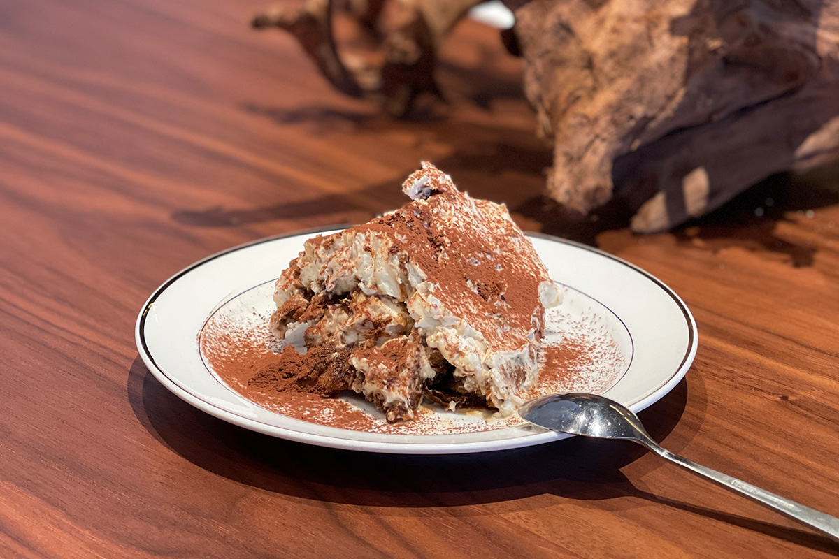 「ムーの耳のティラミス」1000円