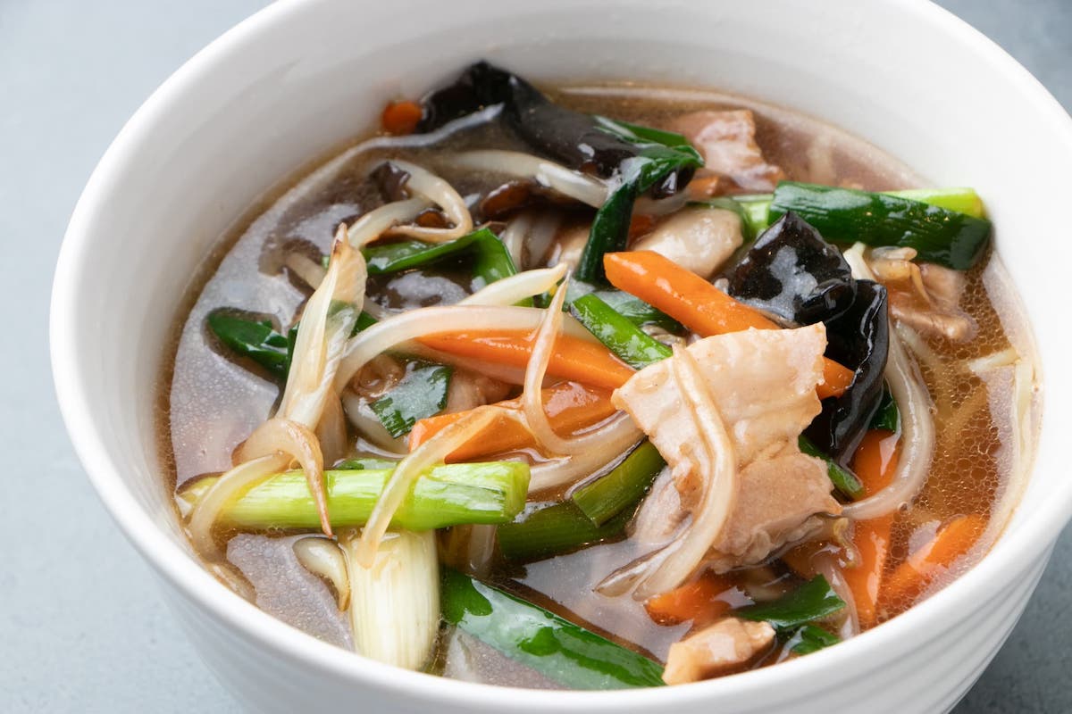 【横浜・川崎】「野菜たっぷり醤油サンマーメン」