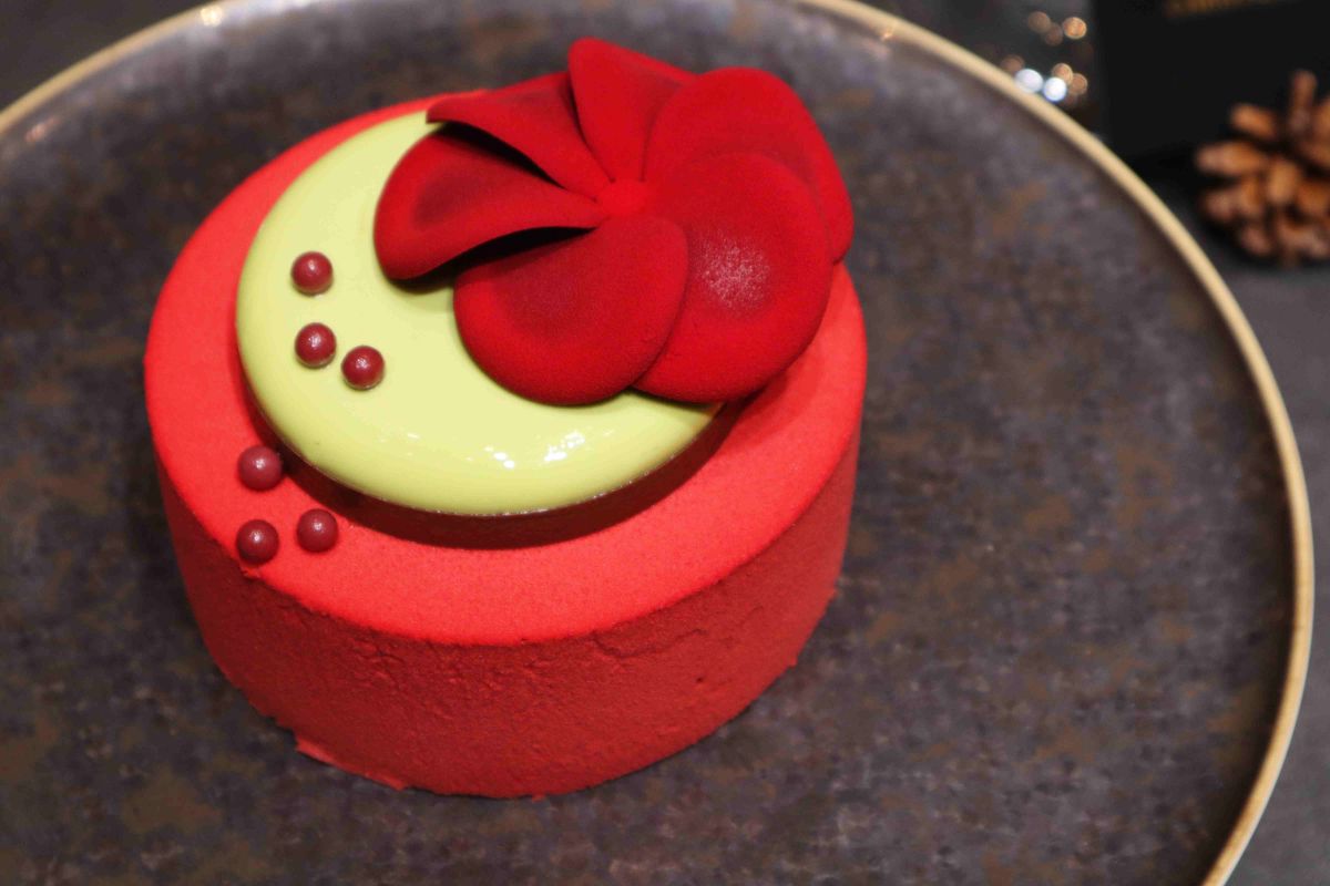 「CH「THE KAHALA CHRISTMAS 2025”ROUGE”」(直径12㎝)12960円 ※限定40個