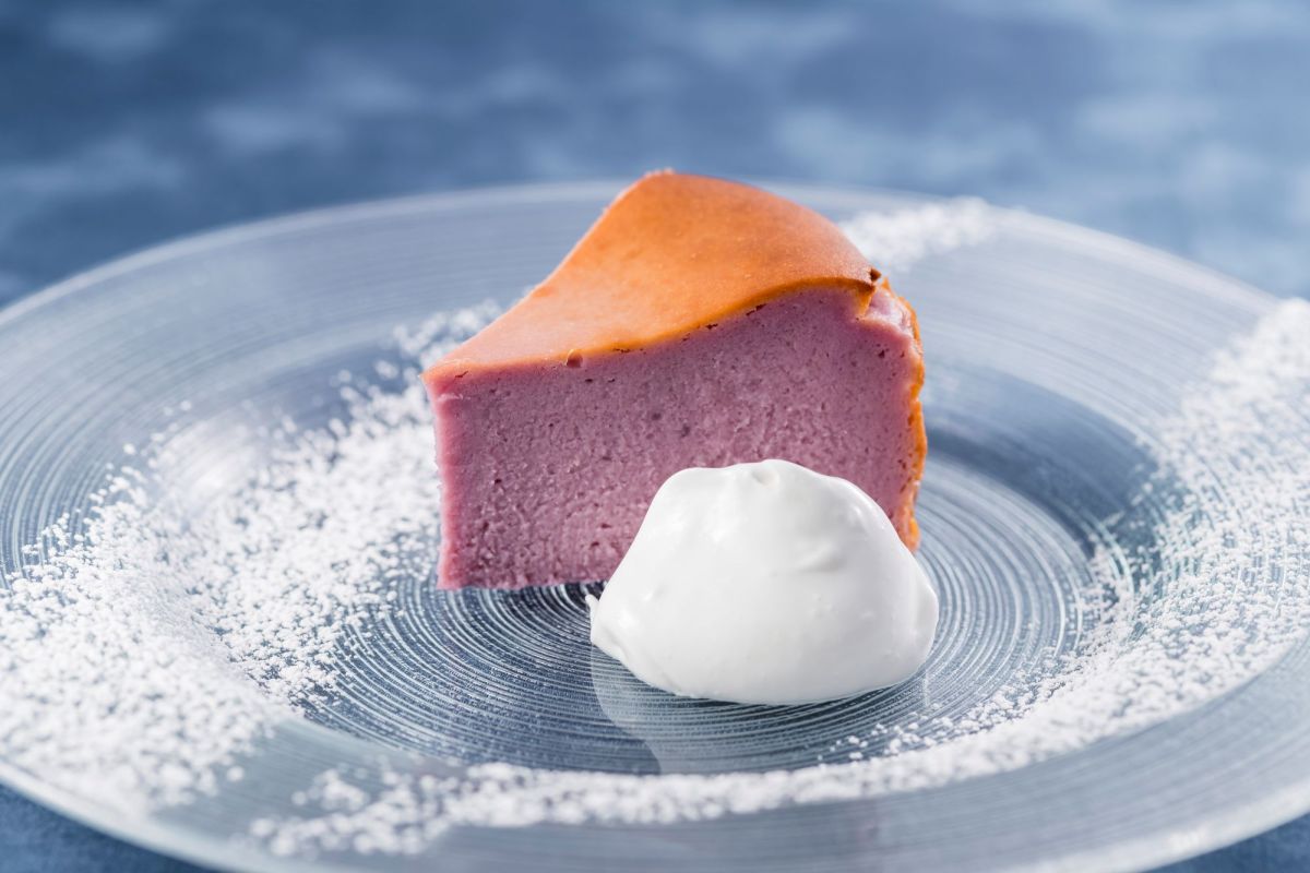 ミゲルフアニ 「むらさきいものバスクチーズ」980円