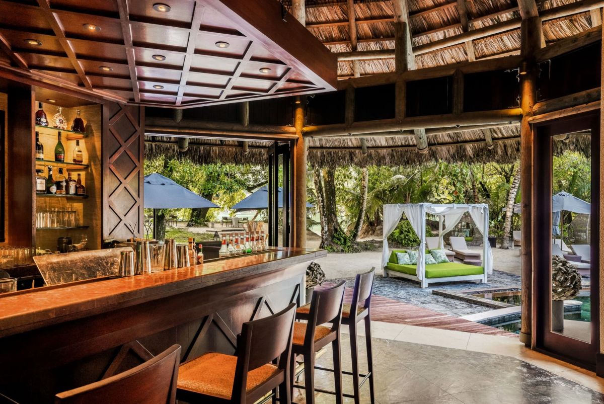 コンスタンス・エフェリア マヘ セーシェル レストランインテリア