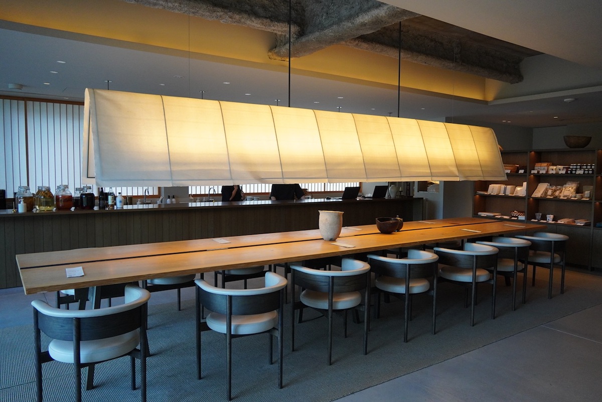 「CAFE & BAR MIROKU TERRACE」