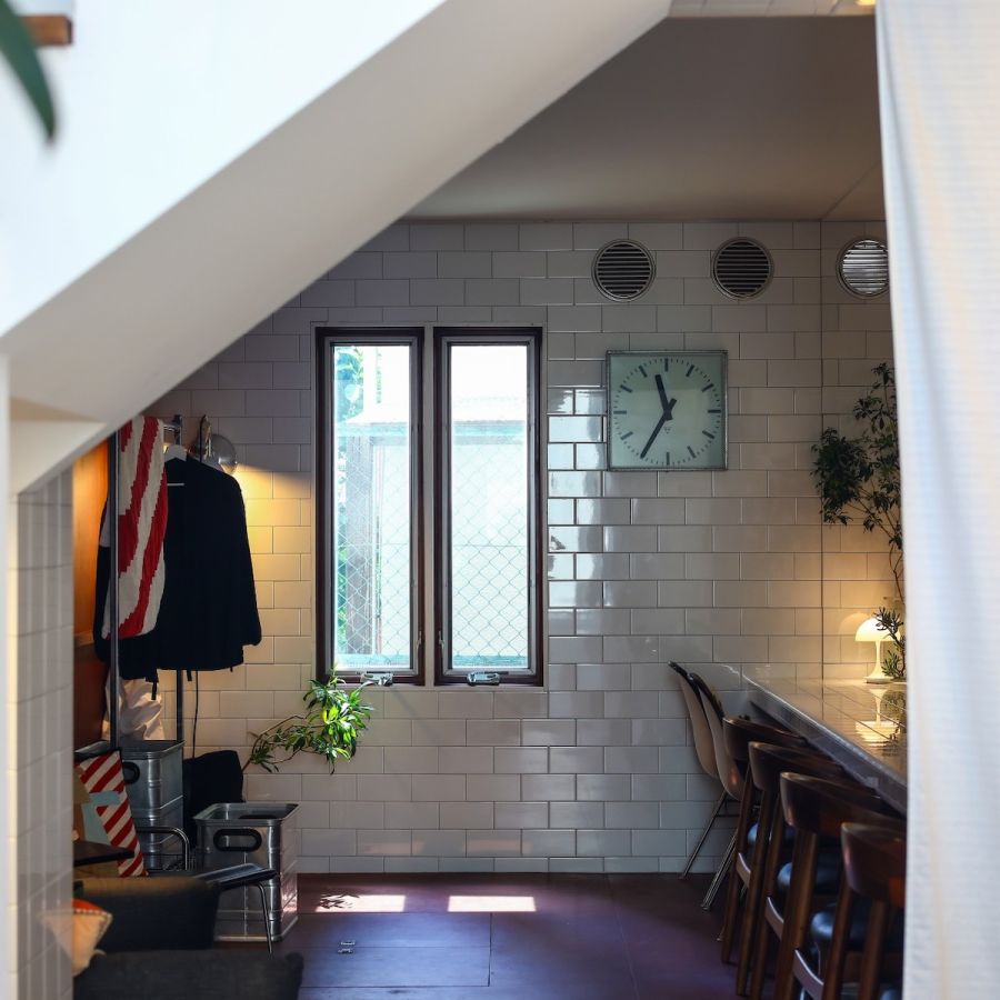 秘密基地のようなミニマム空間は居心地抜群！ おひとりさまにもおすすめ