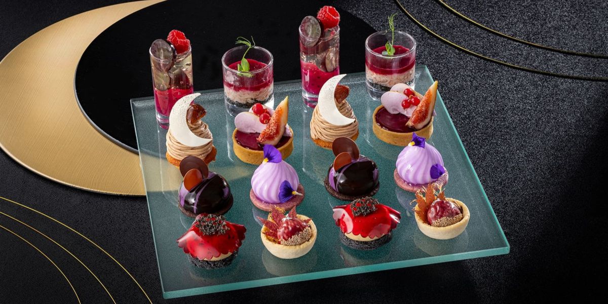 【コンラッド東京】ムーンライトをテーマにしたアフタヌーンティーが開催中！ 「ハロウィンアフタヌーンティー “グレイスフル・ムーン”」