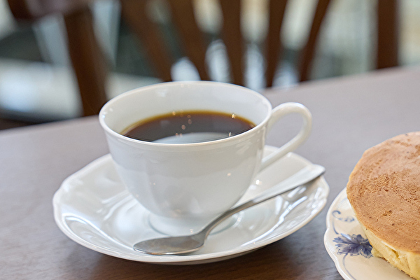 喫茶トリコロール 阪急三番街店