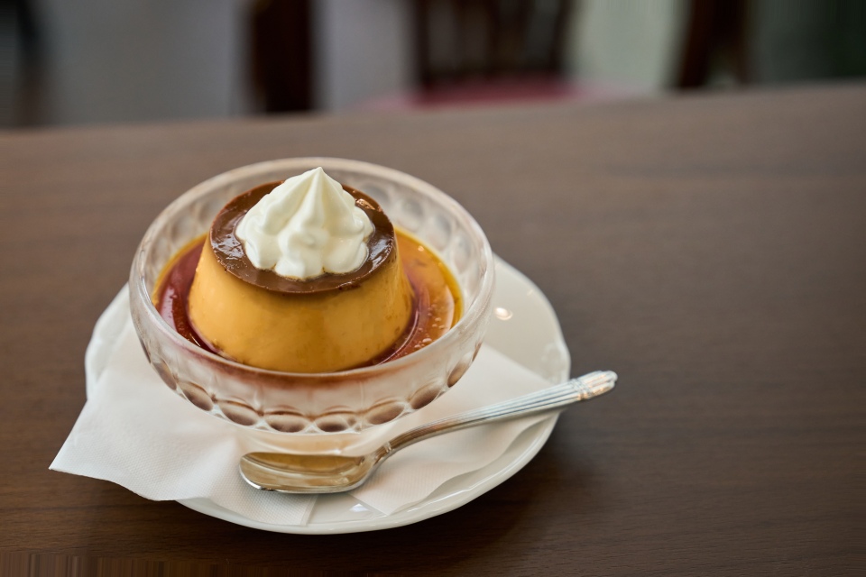 喫茶トリコロール 阪急三番街店