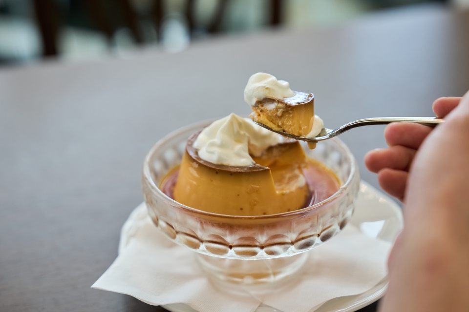 喫茶トリコロール 阪急三番街店