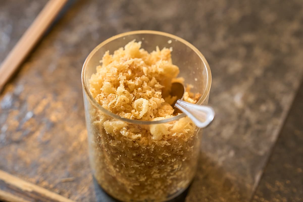 天かす。サクサク食感でつけ汁にコクと香ばしさをプラス